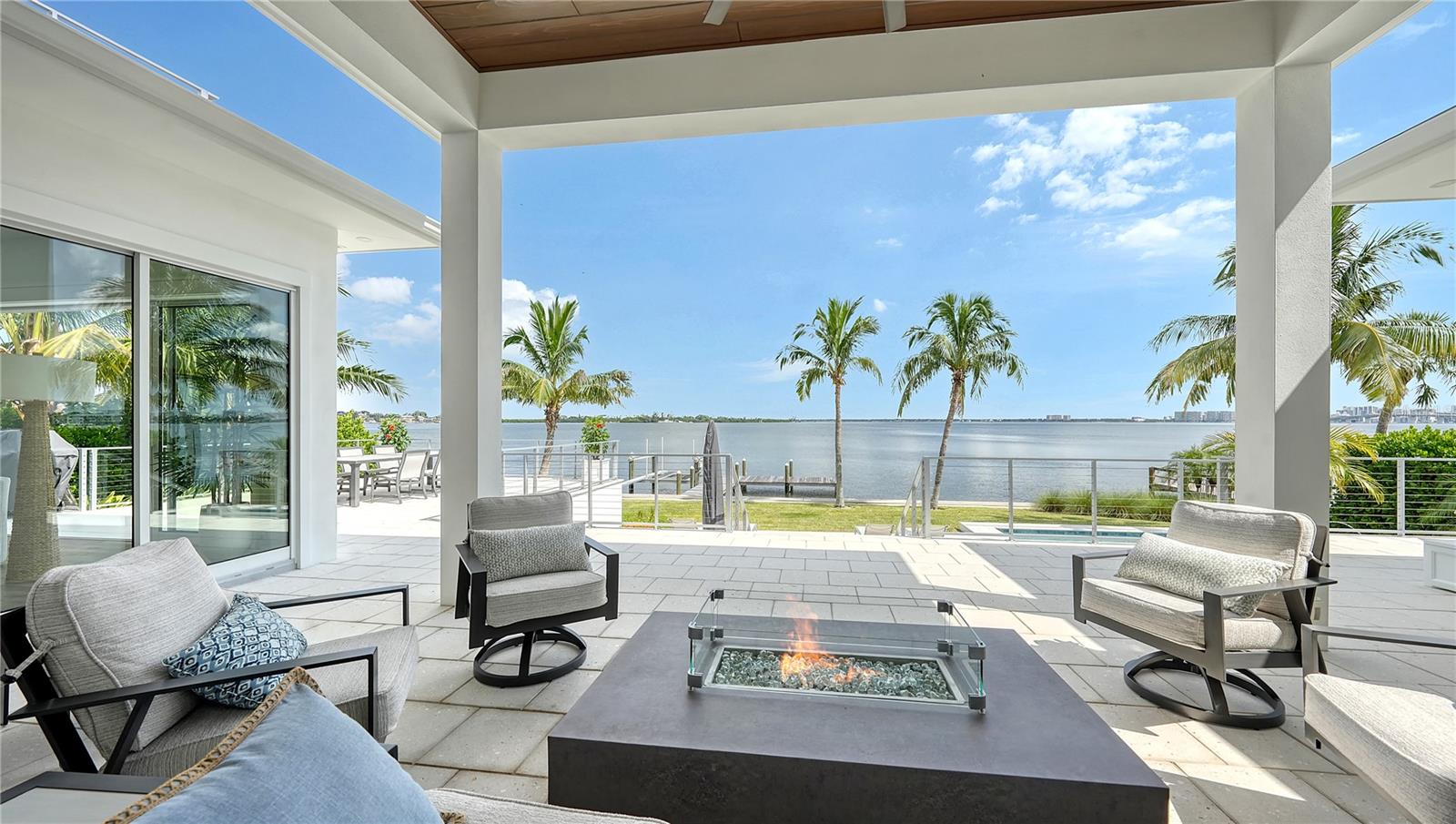 SAINT ARMANDS DIV JOHN RINGLING ESTATES - Residential