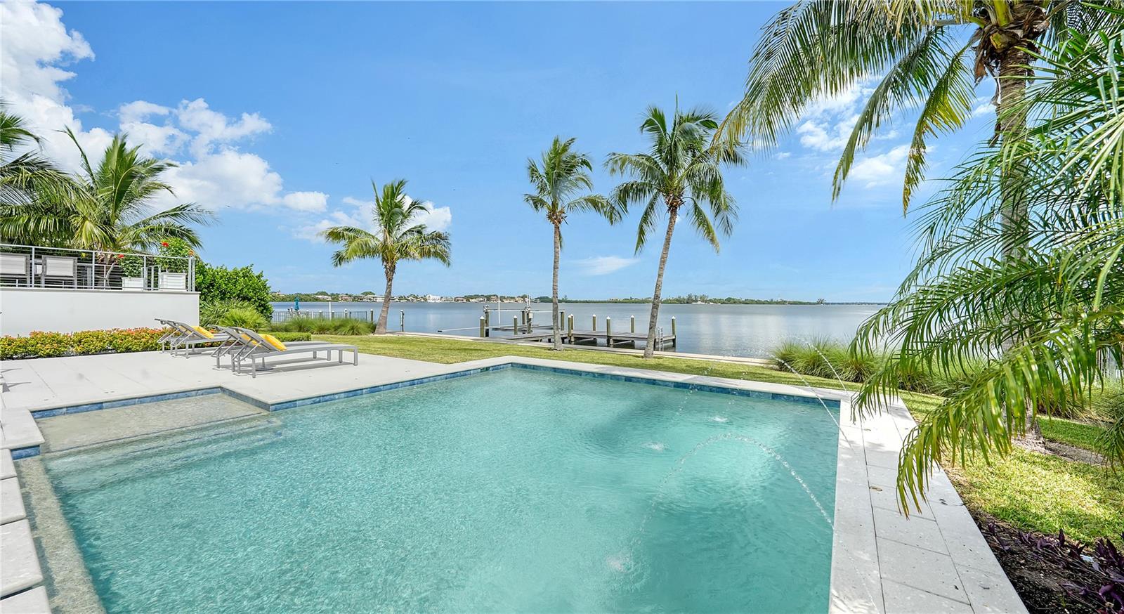 SAINT ARMANDS DIV JOHN RINGLING ESTATES - Residential