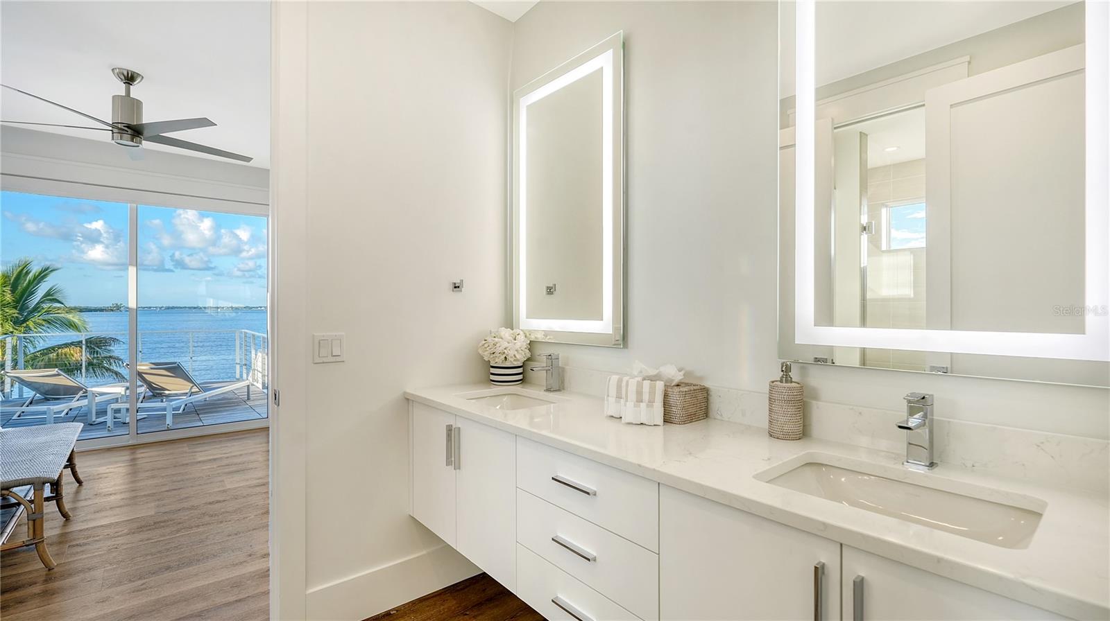 SAINT ARMANDS DIV JOHN RINGLING ESTATES - Residential