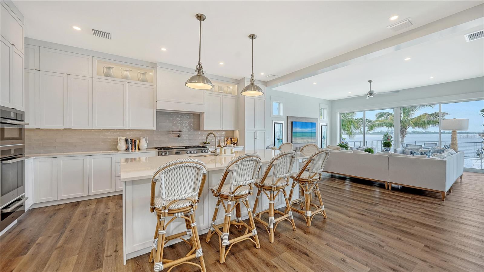 SAINT ARMANDS DIV JOHN RINGLING ESTATES - Residential