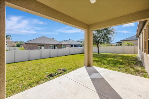 A home in VALRICO