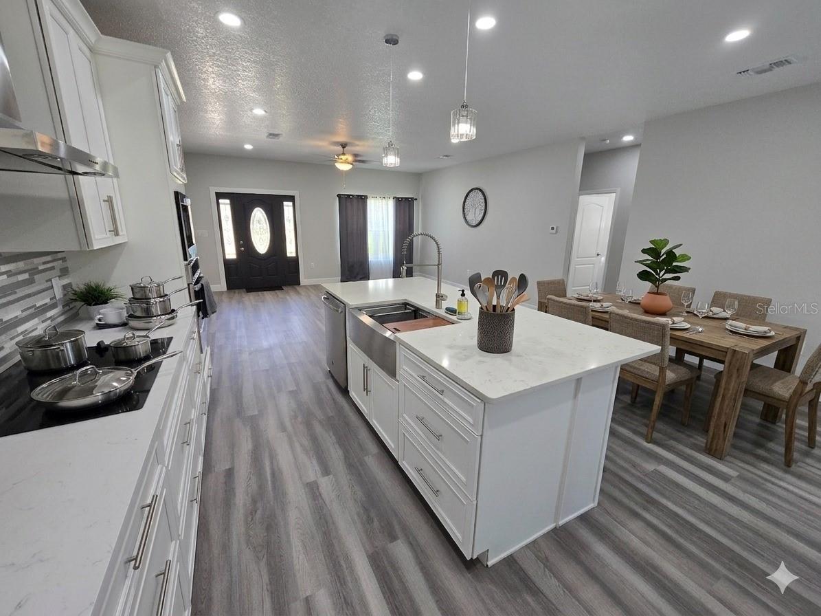 SHADEMOOR ACRES FIRST ADD - Residential