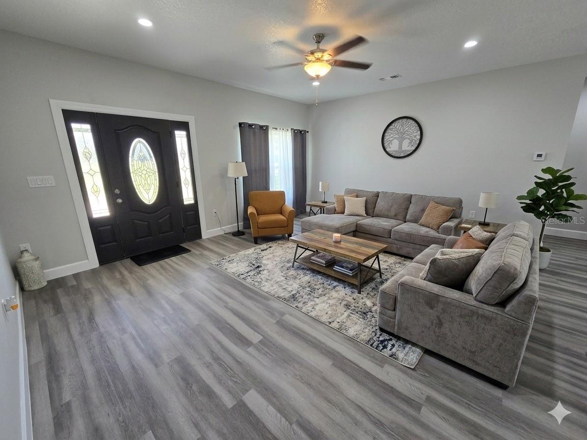 SHADEMOOR ACRES FIRST ADD - Residential