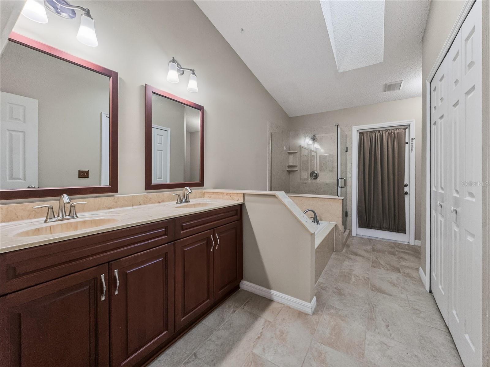 SAWMILL PH 02 - Residential