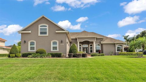 Photo of 3121 Highlands By The Lake Way, Lakeland, FL 33812 (MLS # L4953411) Photo of 3121 Highlands By The Lake Way, Lakeland, FL 33812 (MLS # L4953411)