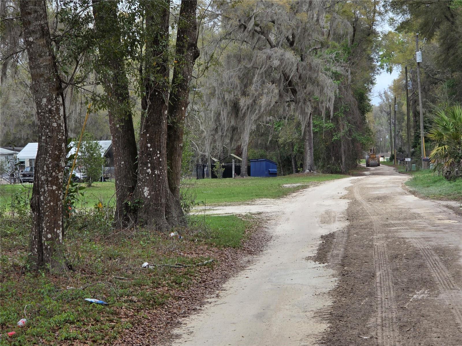 SILVER SPGS ACRES - Land