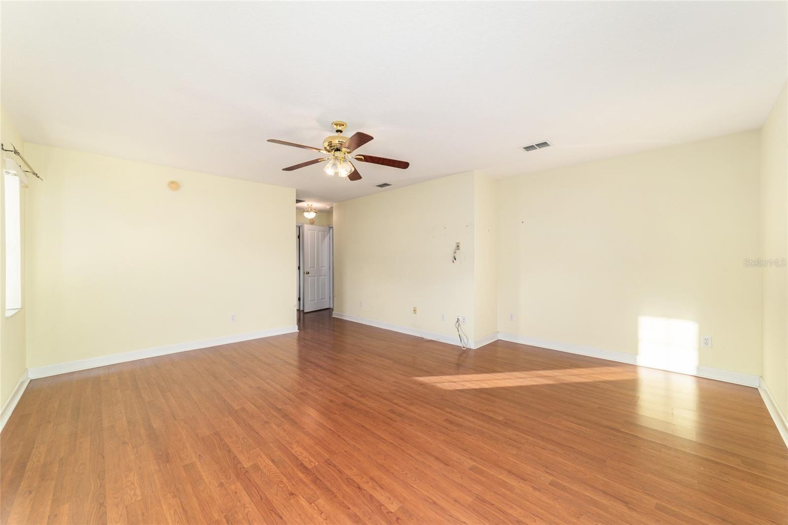 KINGSLAND COUNTRY ESTATE - Residential