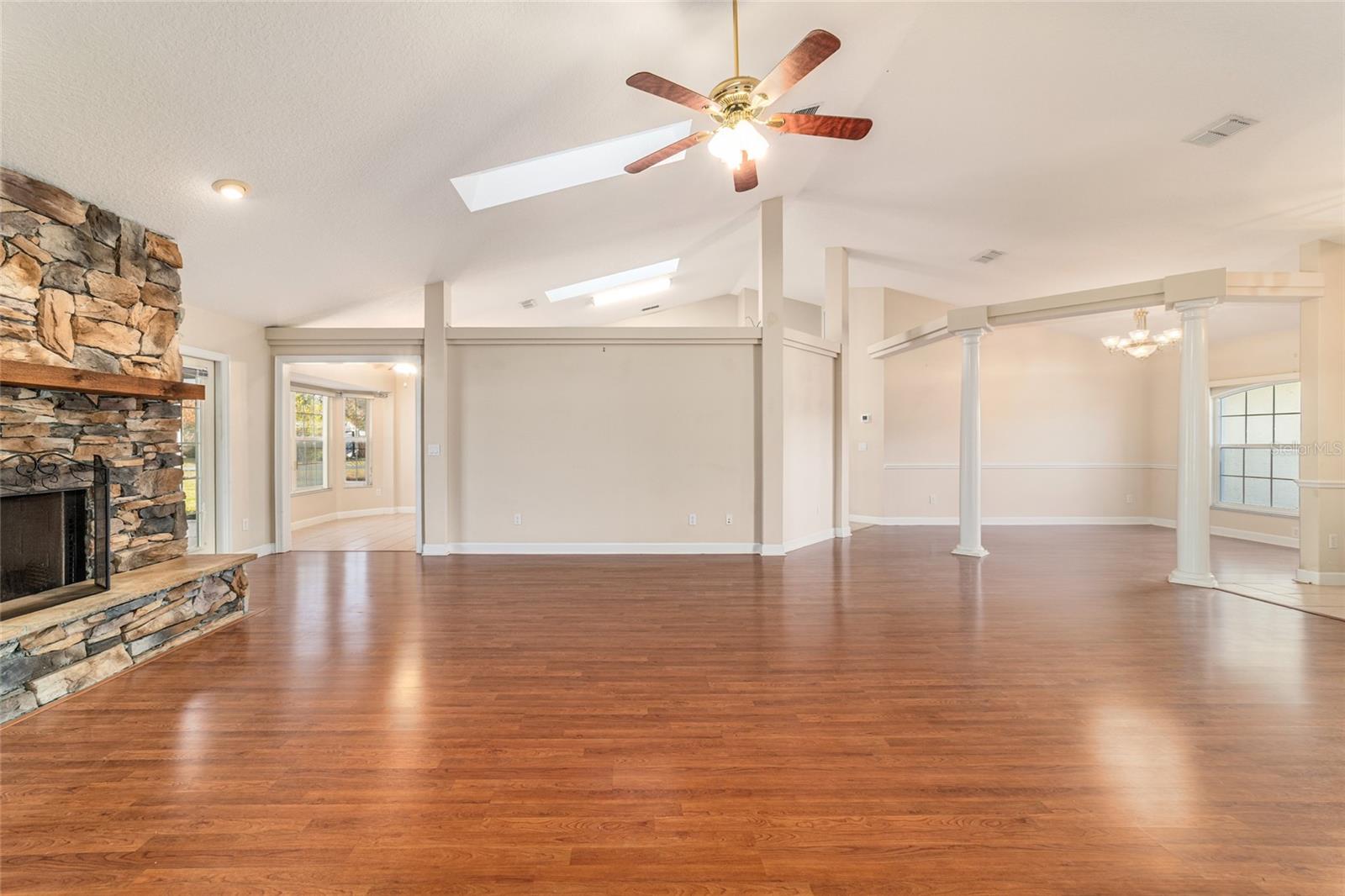 KINGSLAND COUNTRY ESTATE - Residential