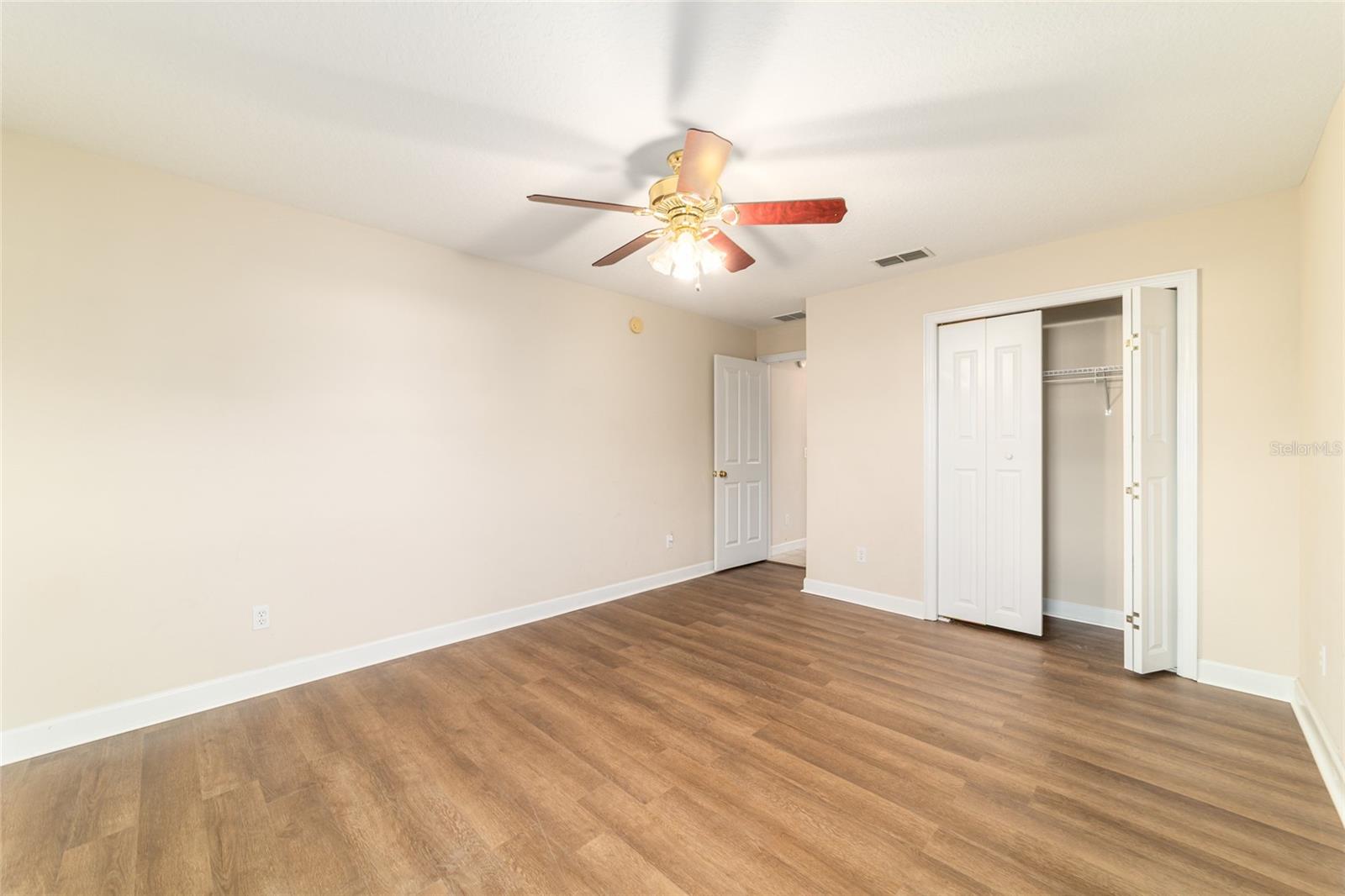 KINGSLAND COUNTRY ESTATE - Residential