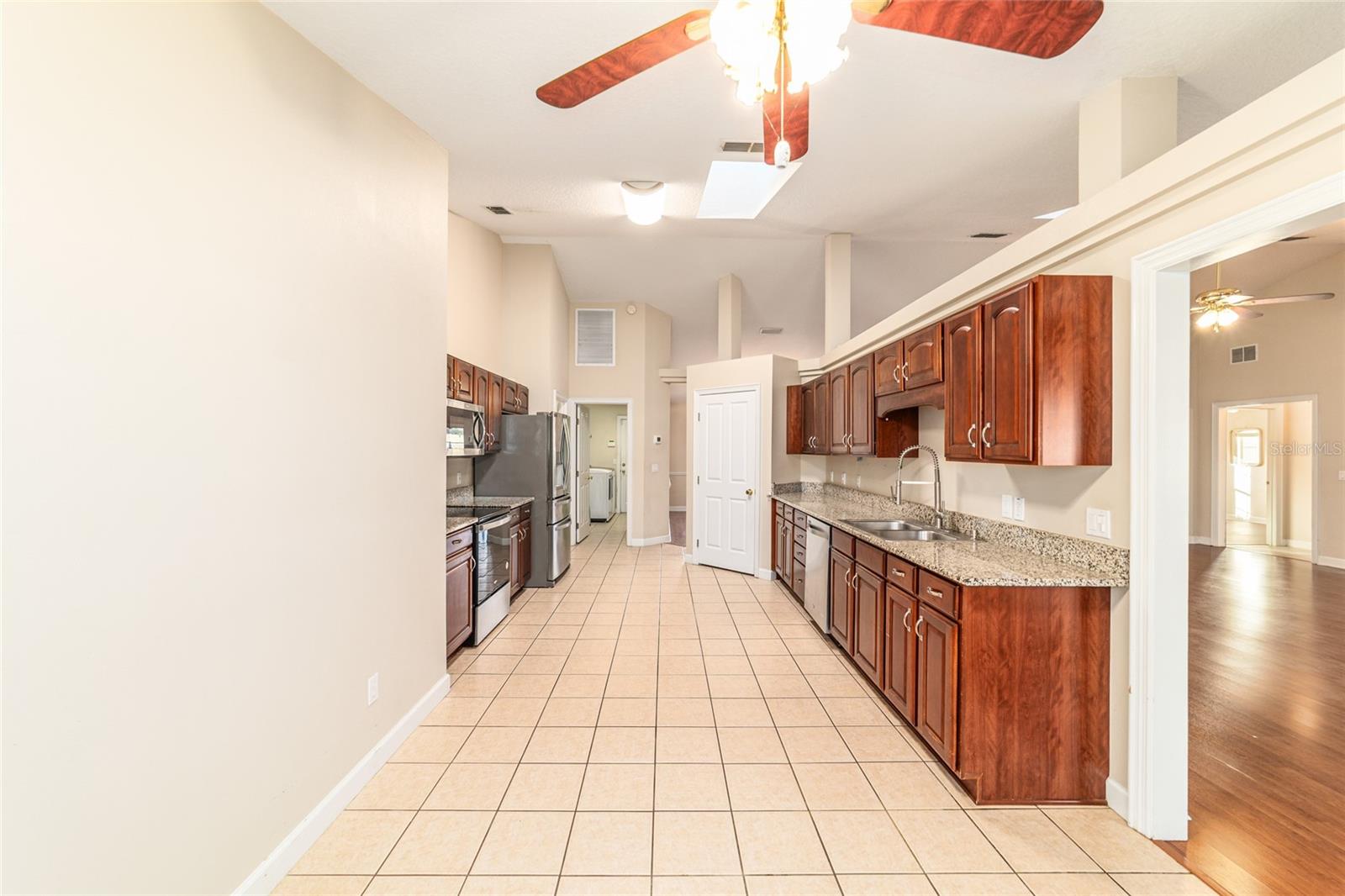 KINGSLAND COUNTRY ESTATE - Residential