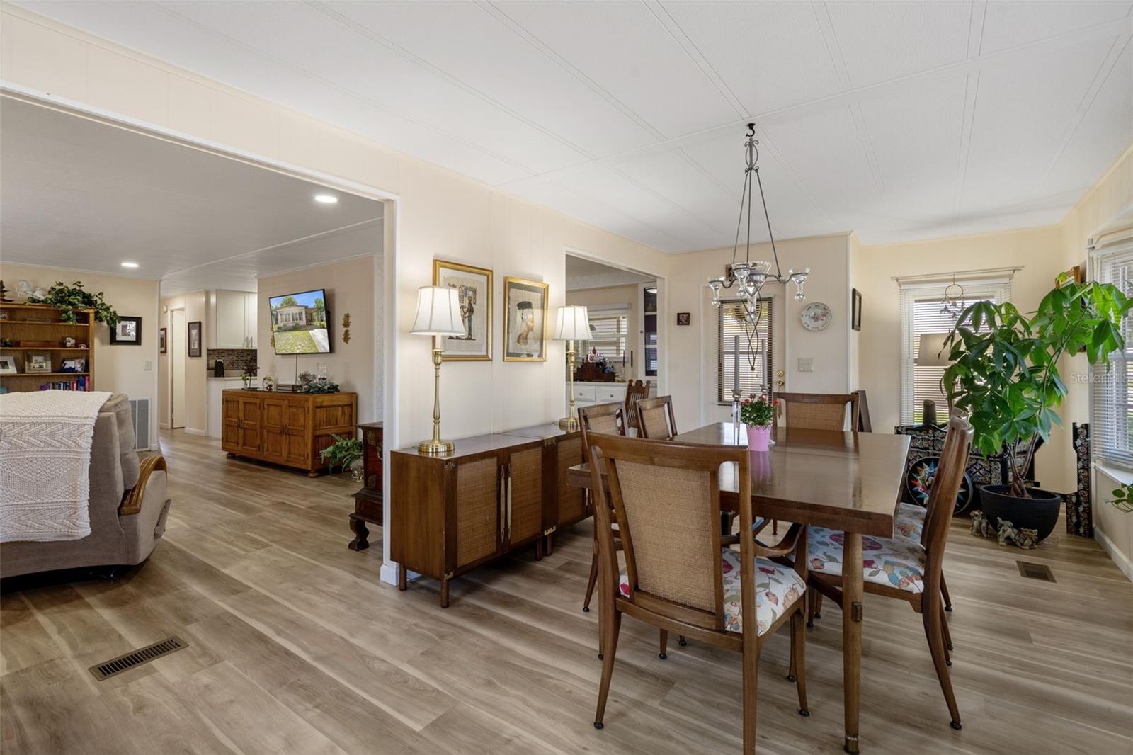 BROOKRIDGE COMM - Residential