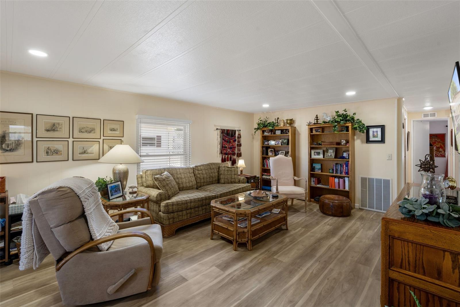 BROOKRIDGE COMM - Residential