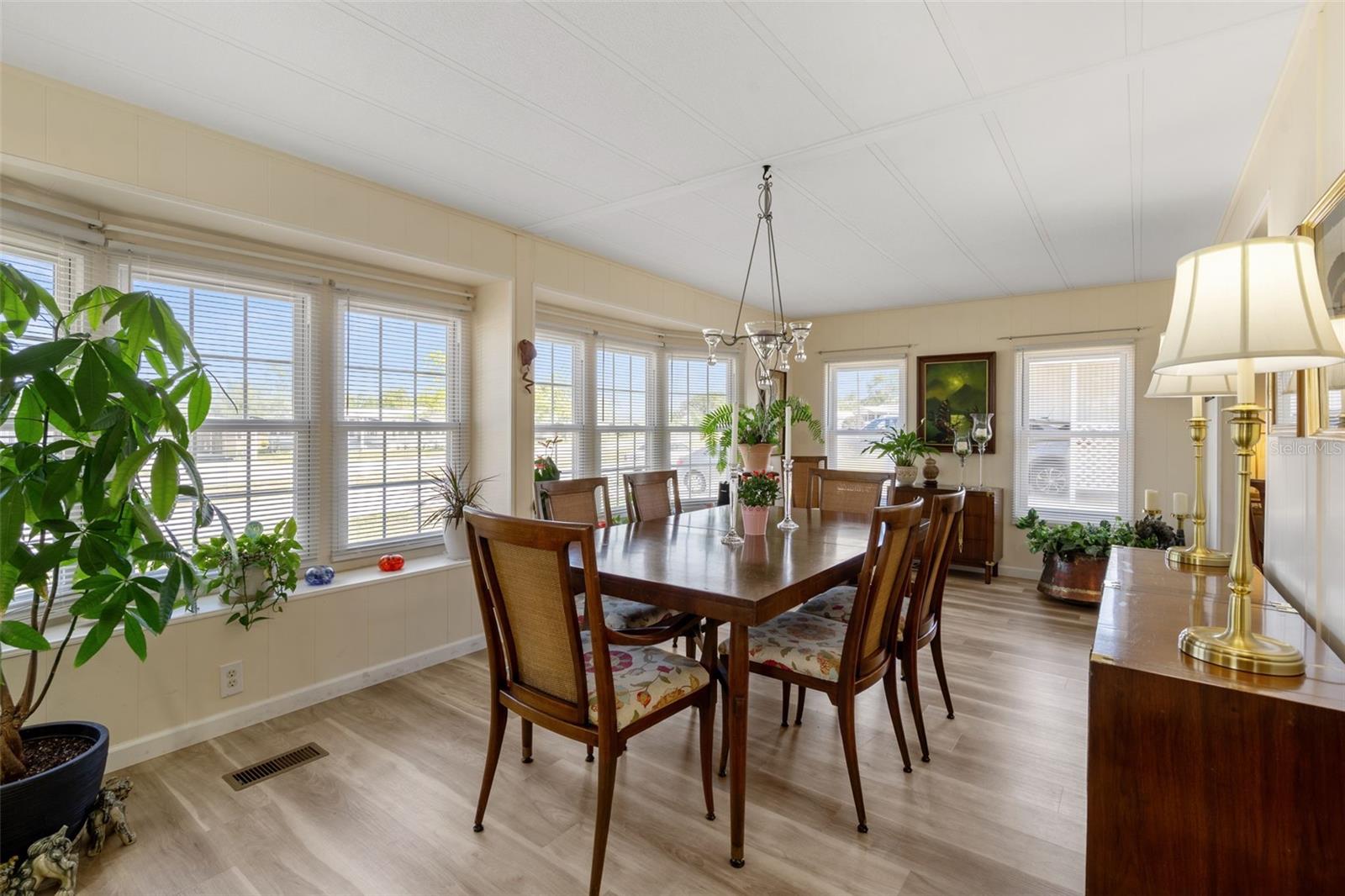 BROOKRIDGE COMM - Residential