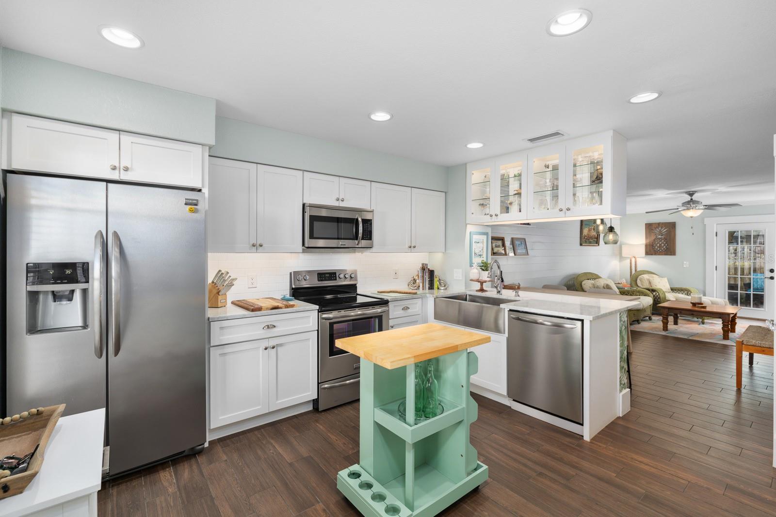 SHERIDAN WOODS A CONDO - Residential