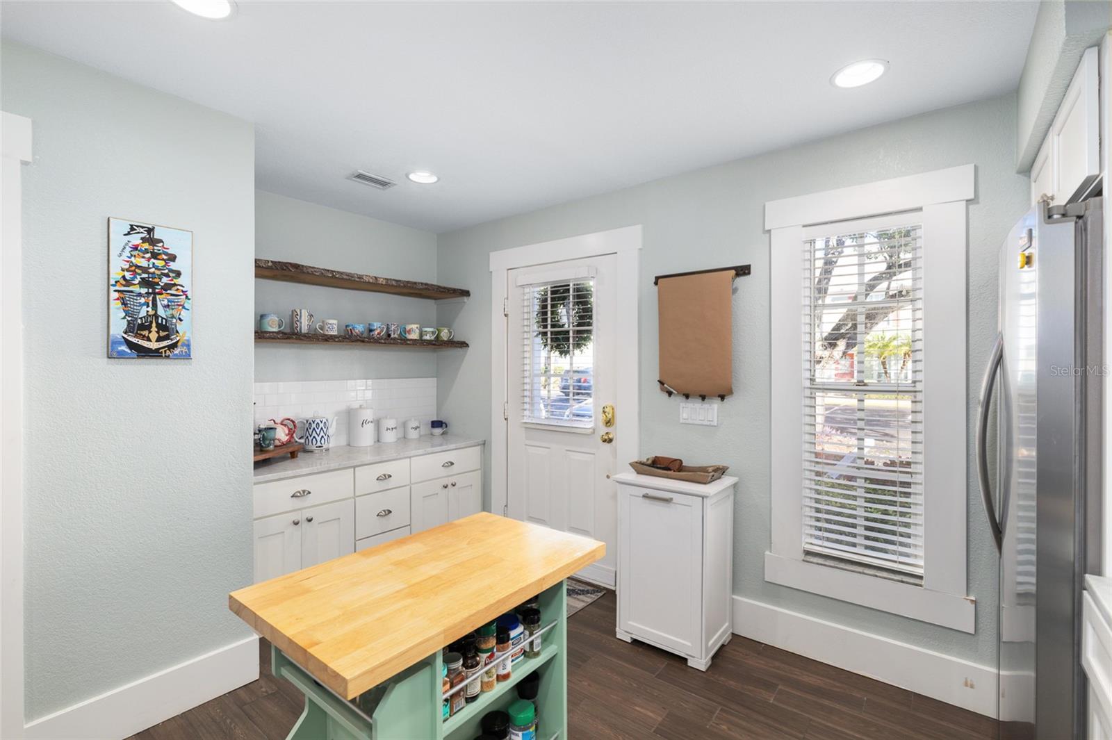 SHERIDAN WOODS A CONDO - Residential