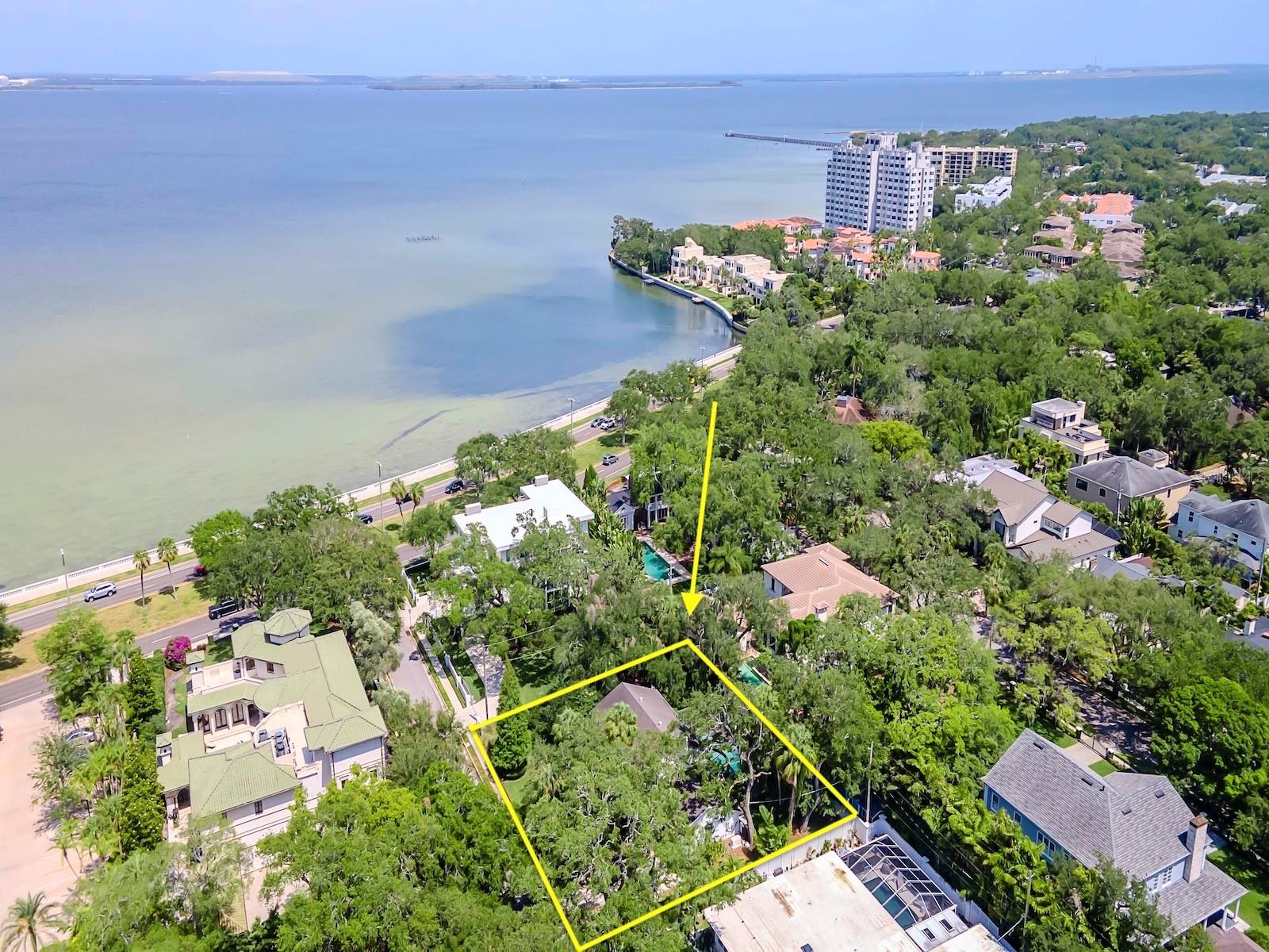 BAYSHORE COURT - Residential