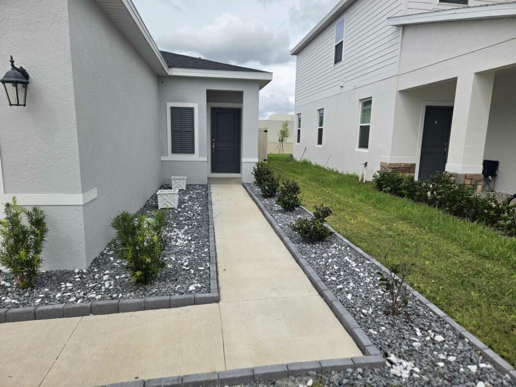 4125 LAVENDER COURT