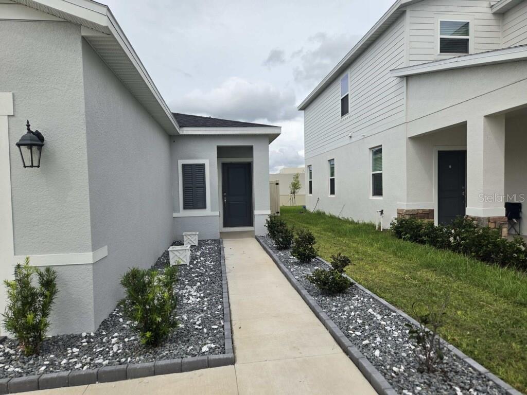4125 LAVENDER COURT