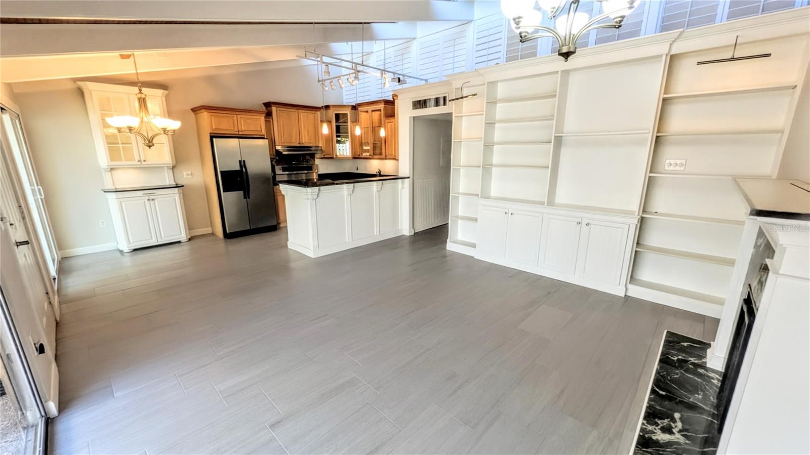 JEFFERSON CLUB - Residential Lease