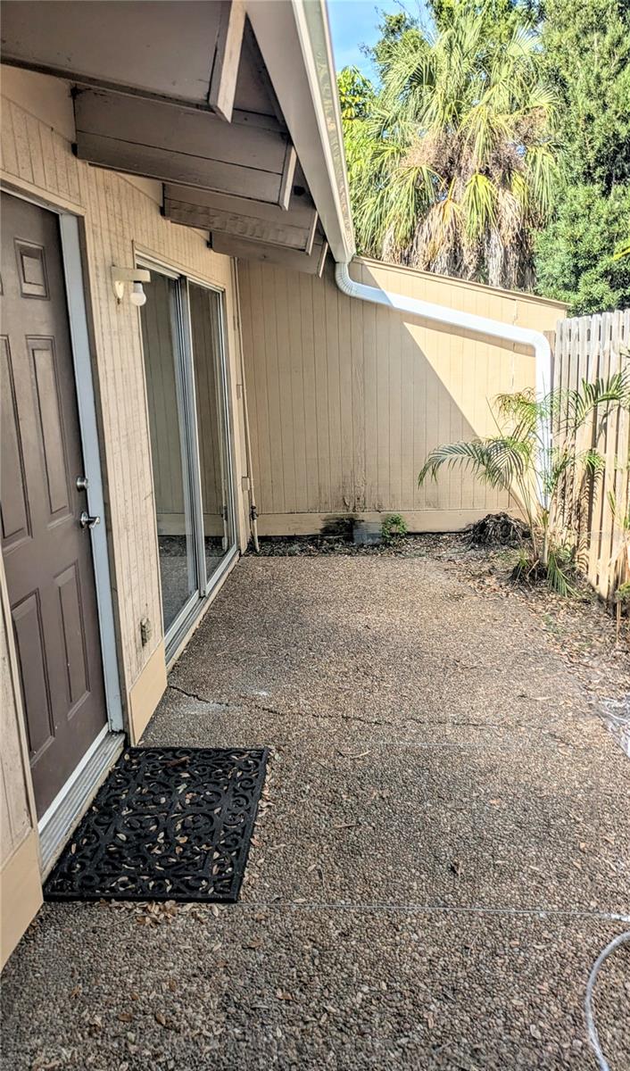 JEFFERSON CLUB - Residential Lease