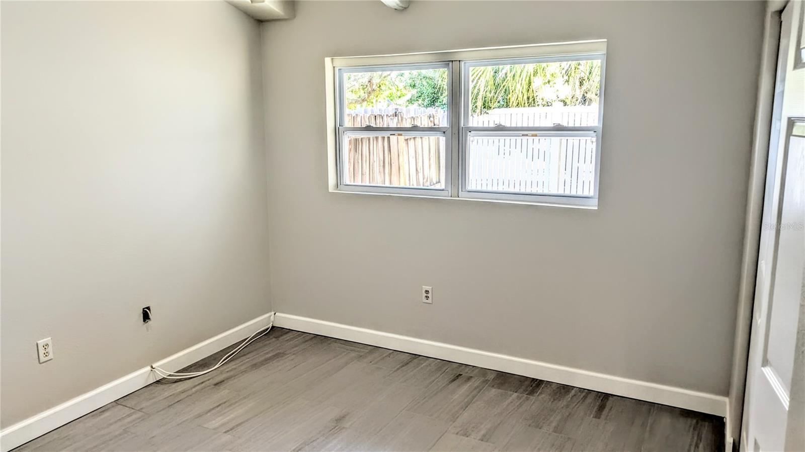 JEFFERSON CLUB - Residential Lease