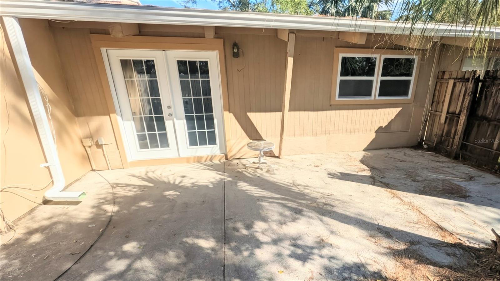 JEFFERSON CLUB - Residential Lease