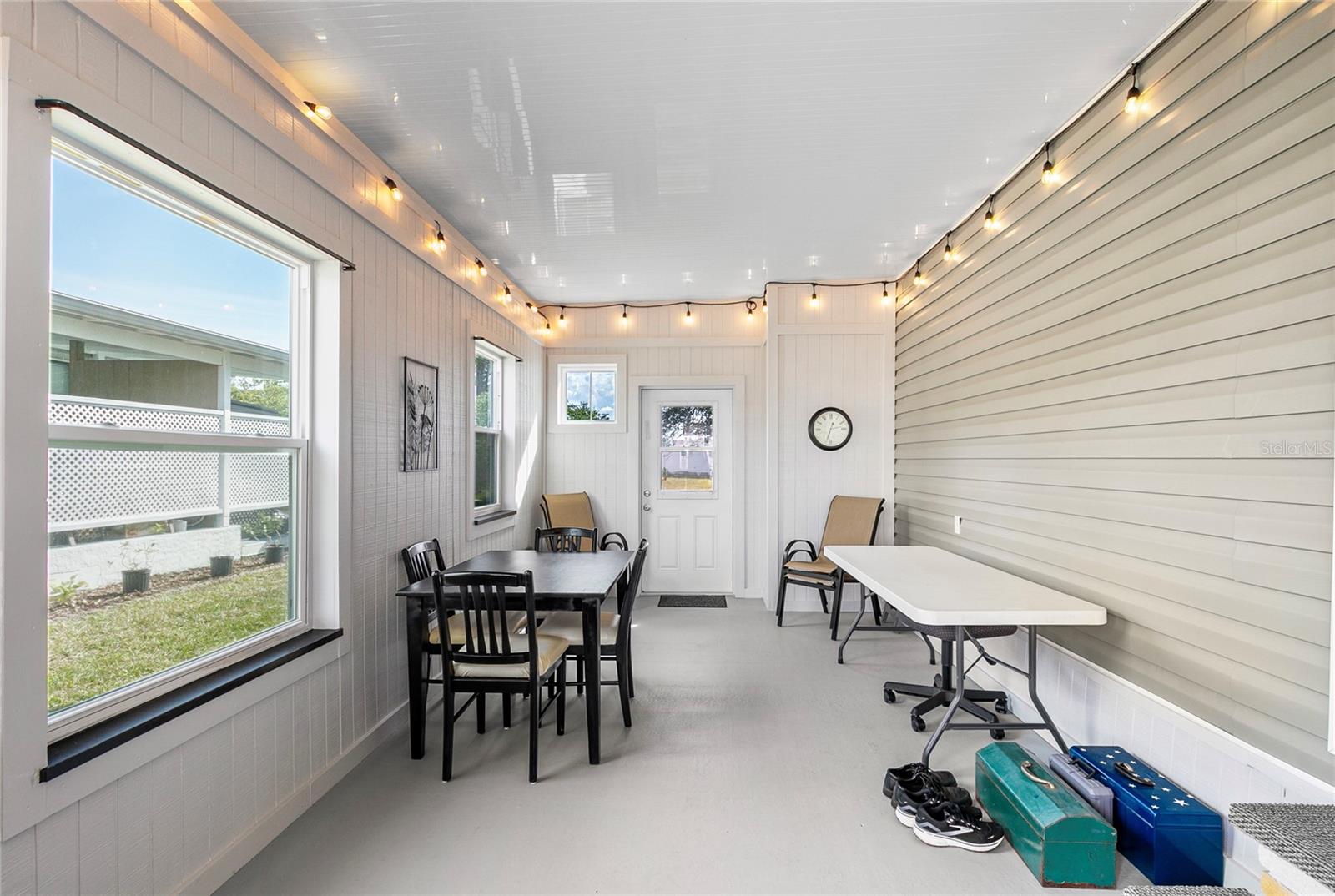 HOLIDAY PARK - Residential
