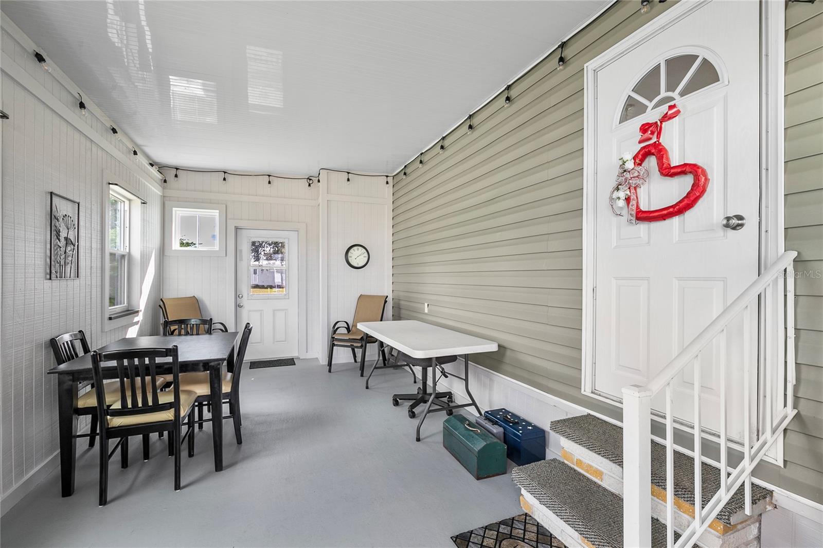 HOLIDAY PARK - Residential