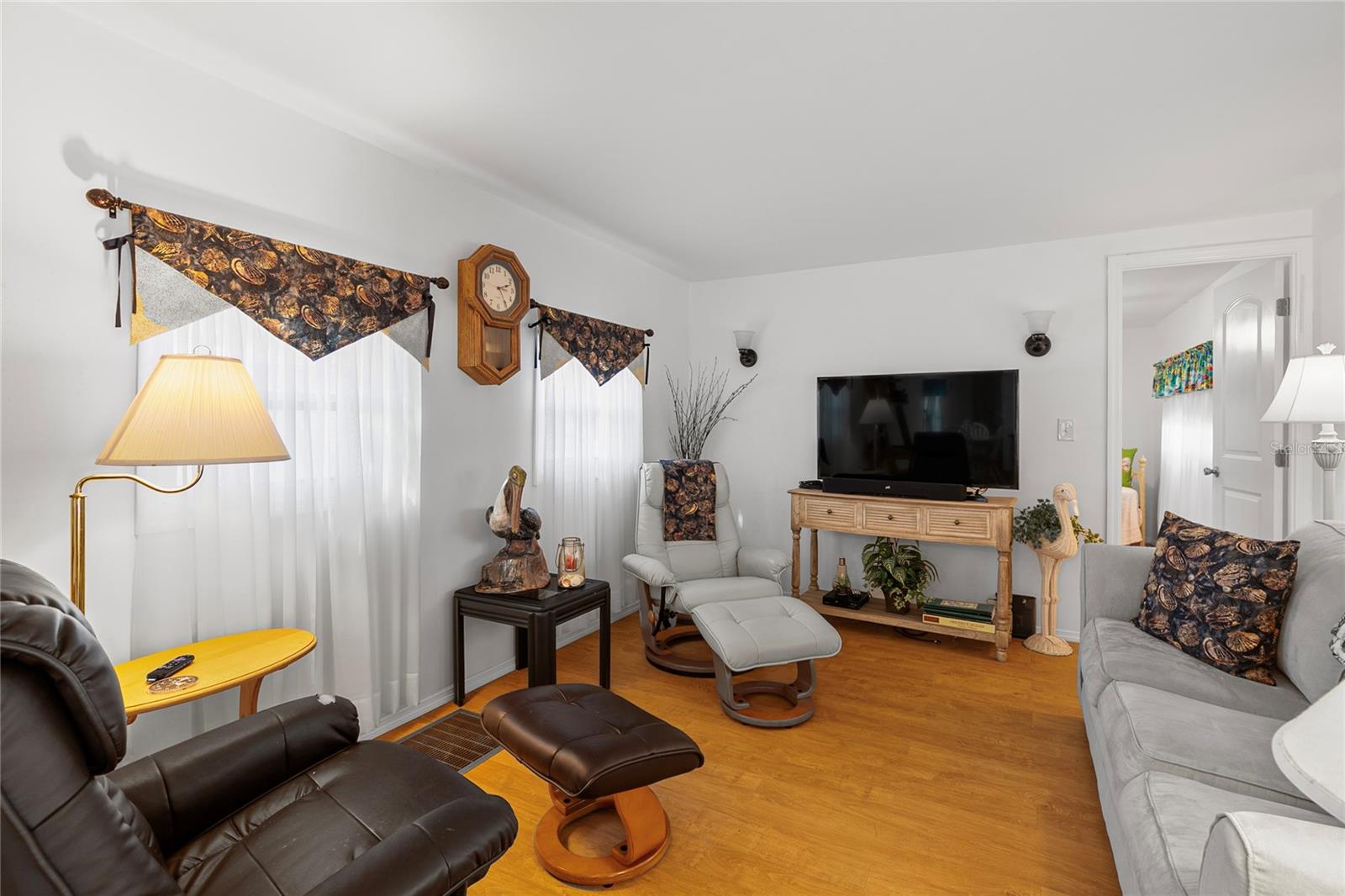 HOLIDAY PARK - Residential