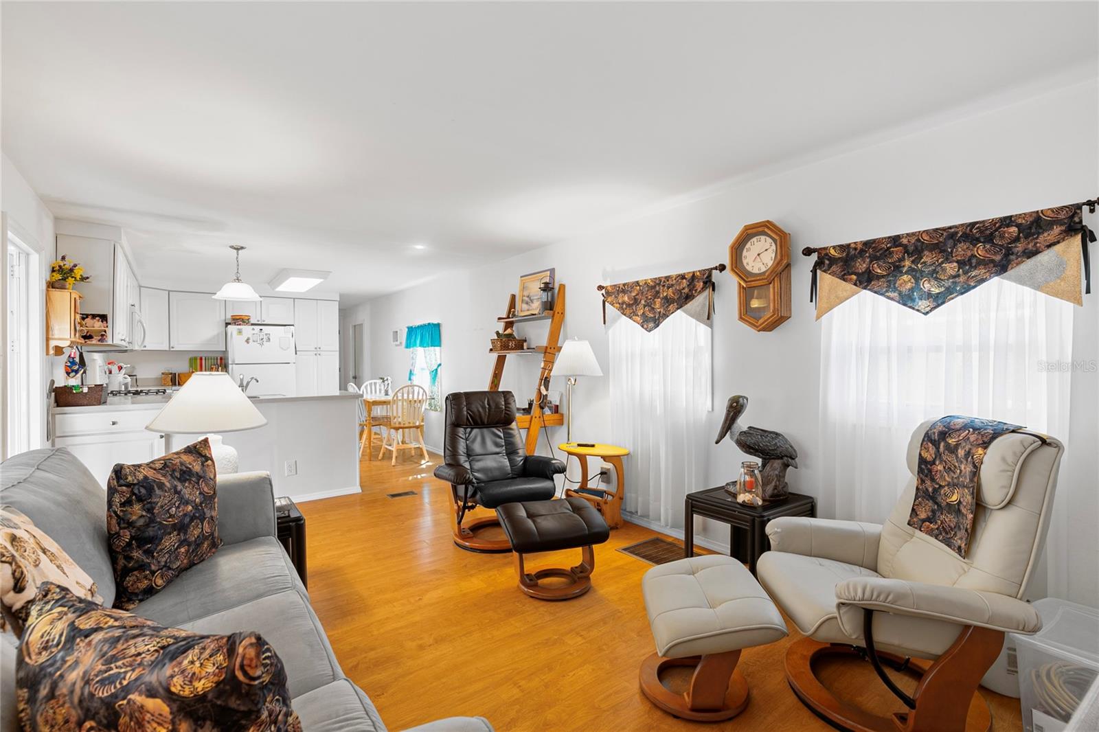 HOLIDAY PARK - Residential