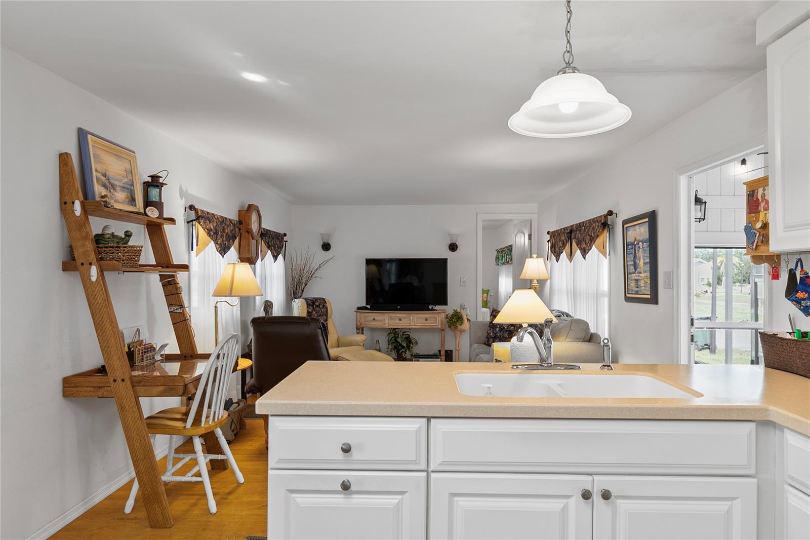 HOLIDAY PARK - Residential