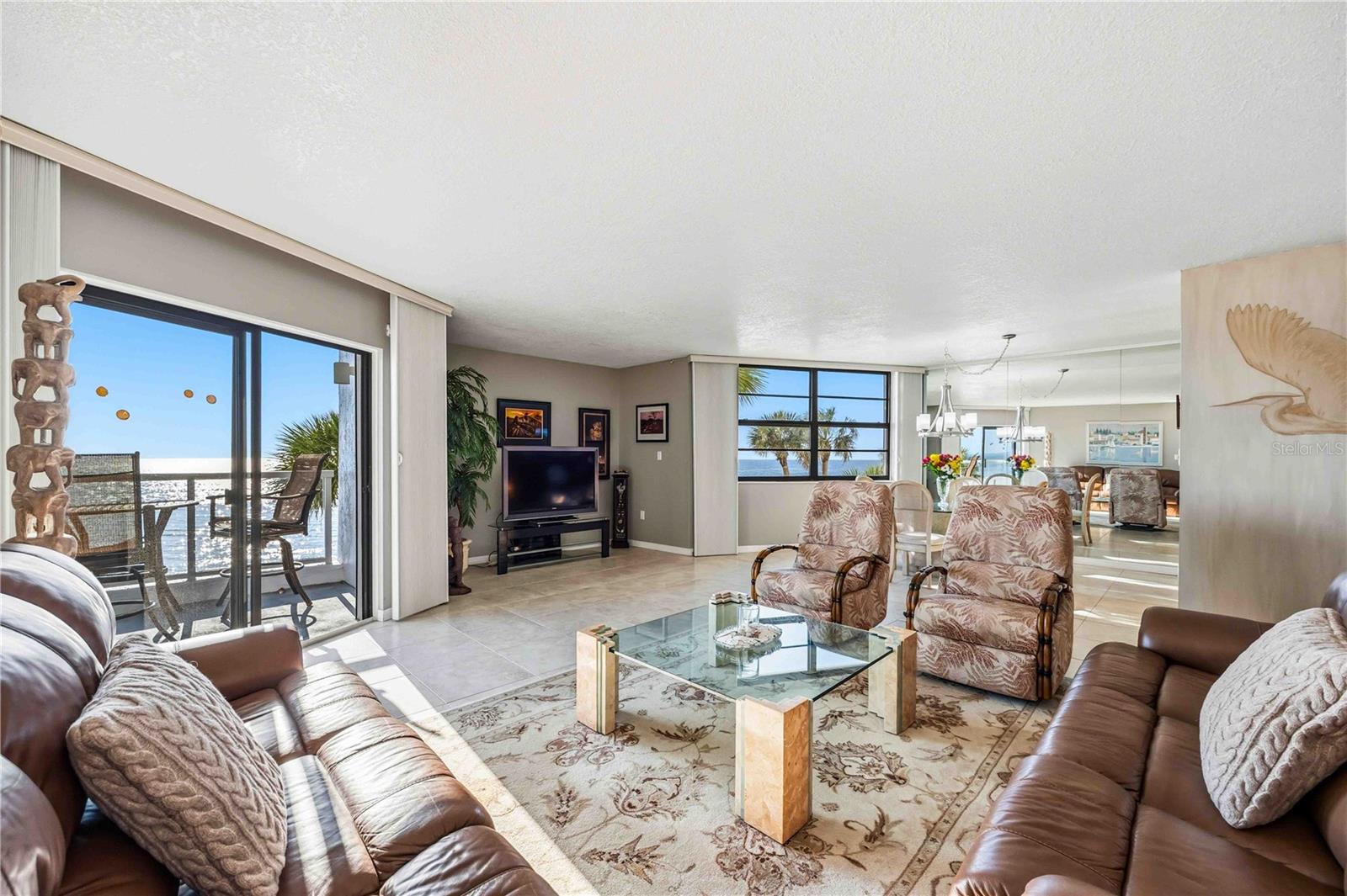 PRIVATEER NORTH - Residential