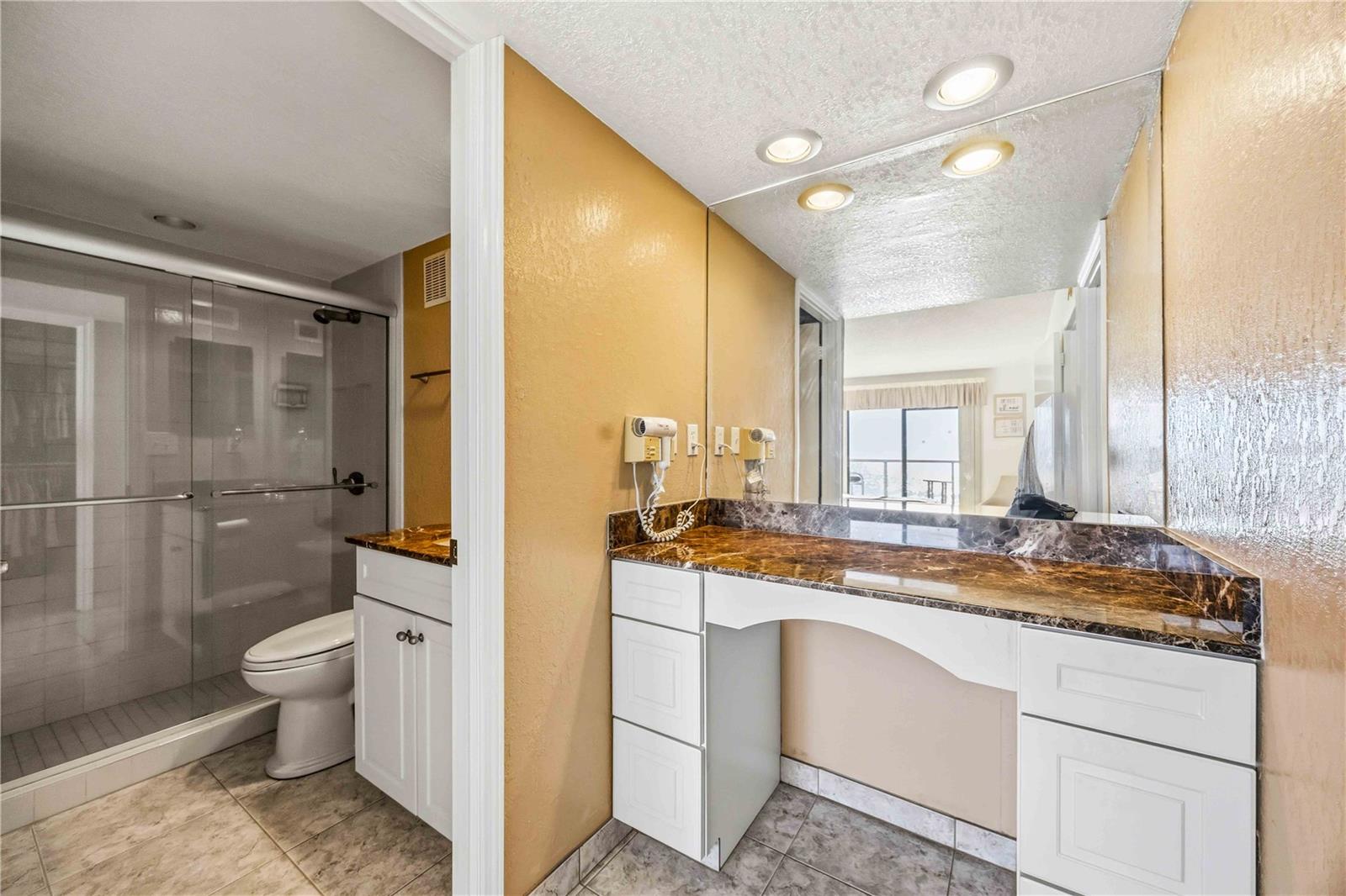 PRIVATEER NORTH - Residential