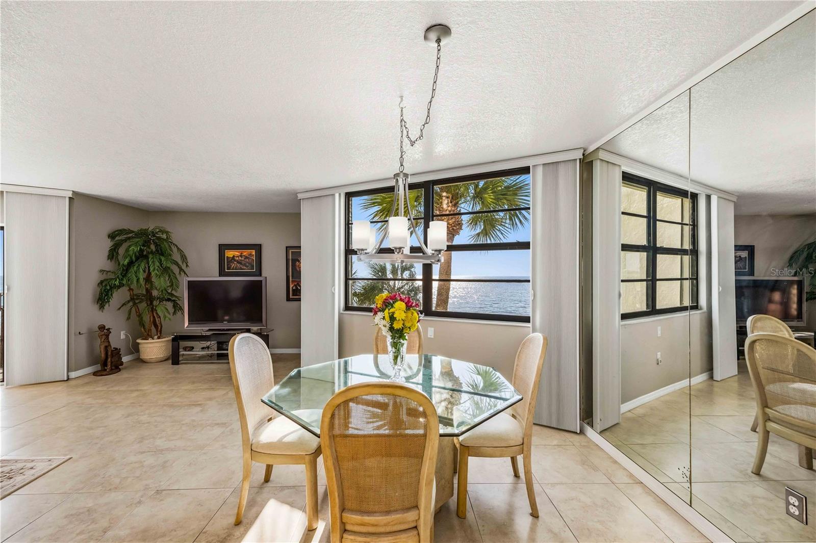 PRIVATEER NORTH - Residential