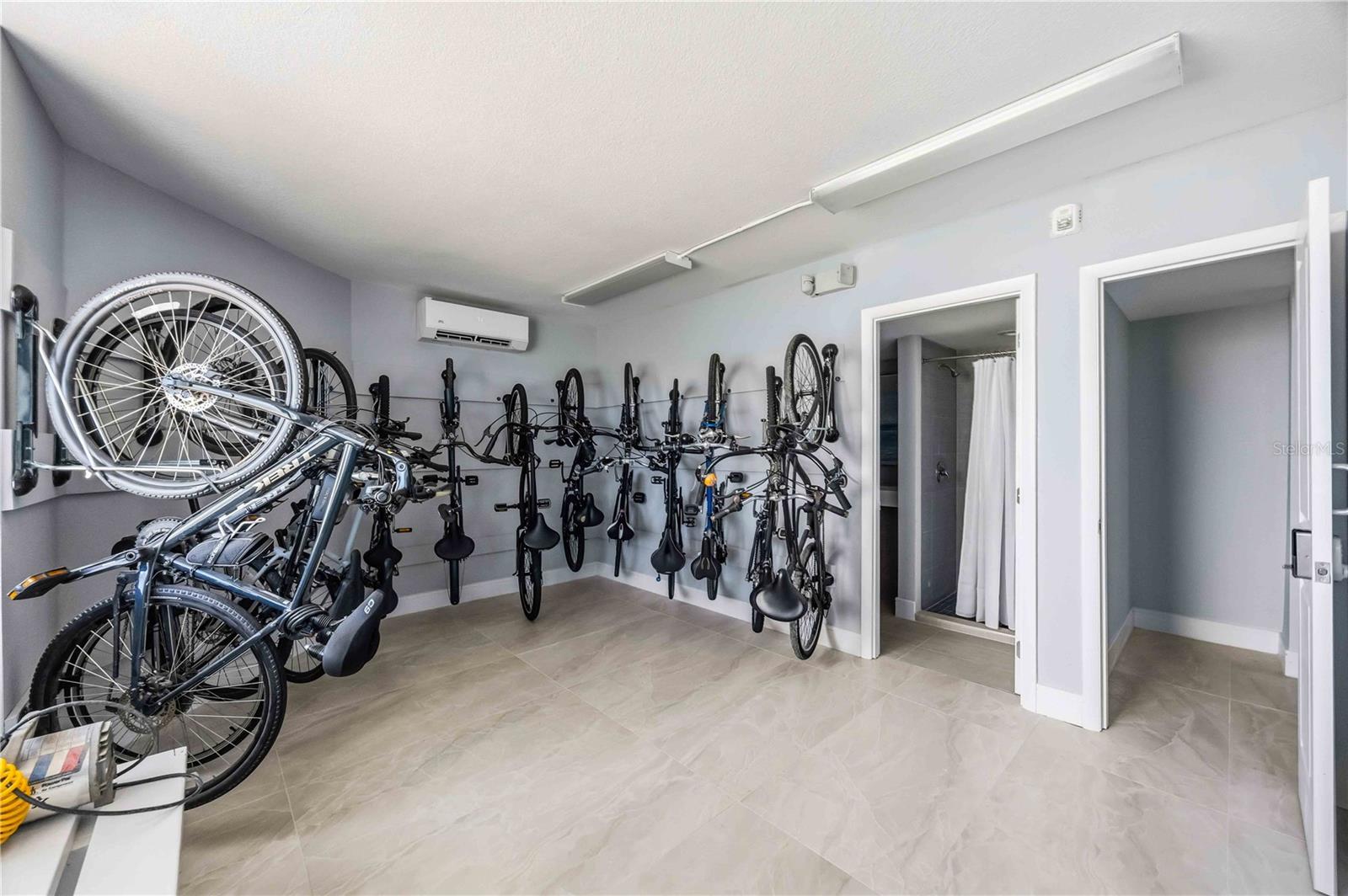 PRIVATEER NORTH - Residential