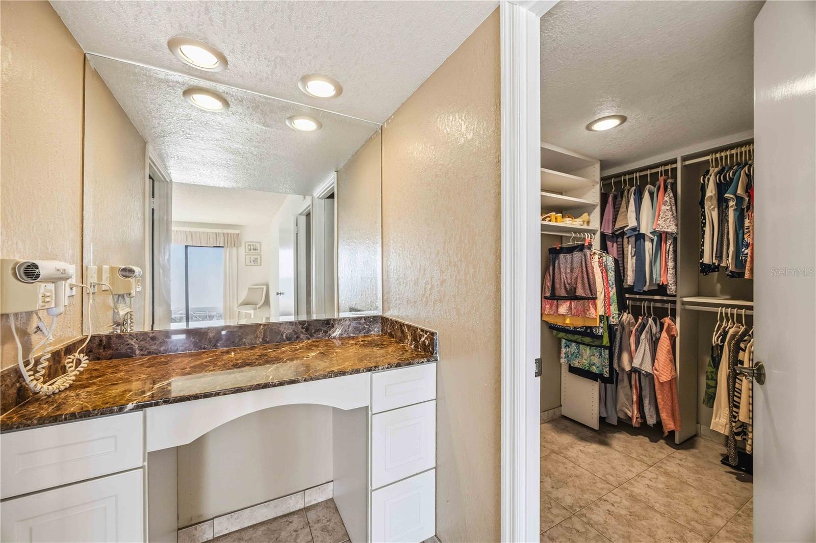 PRIVATEER NORTH - Residential