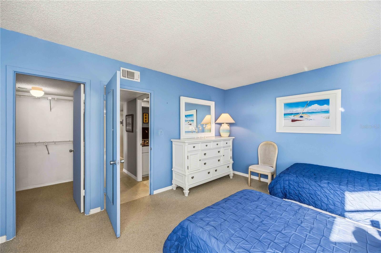 PRIVATEER NORTH - Residential