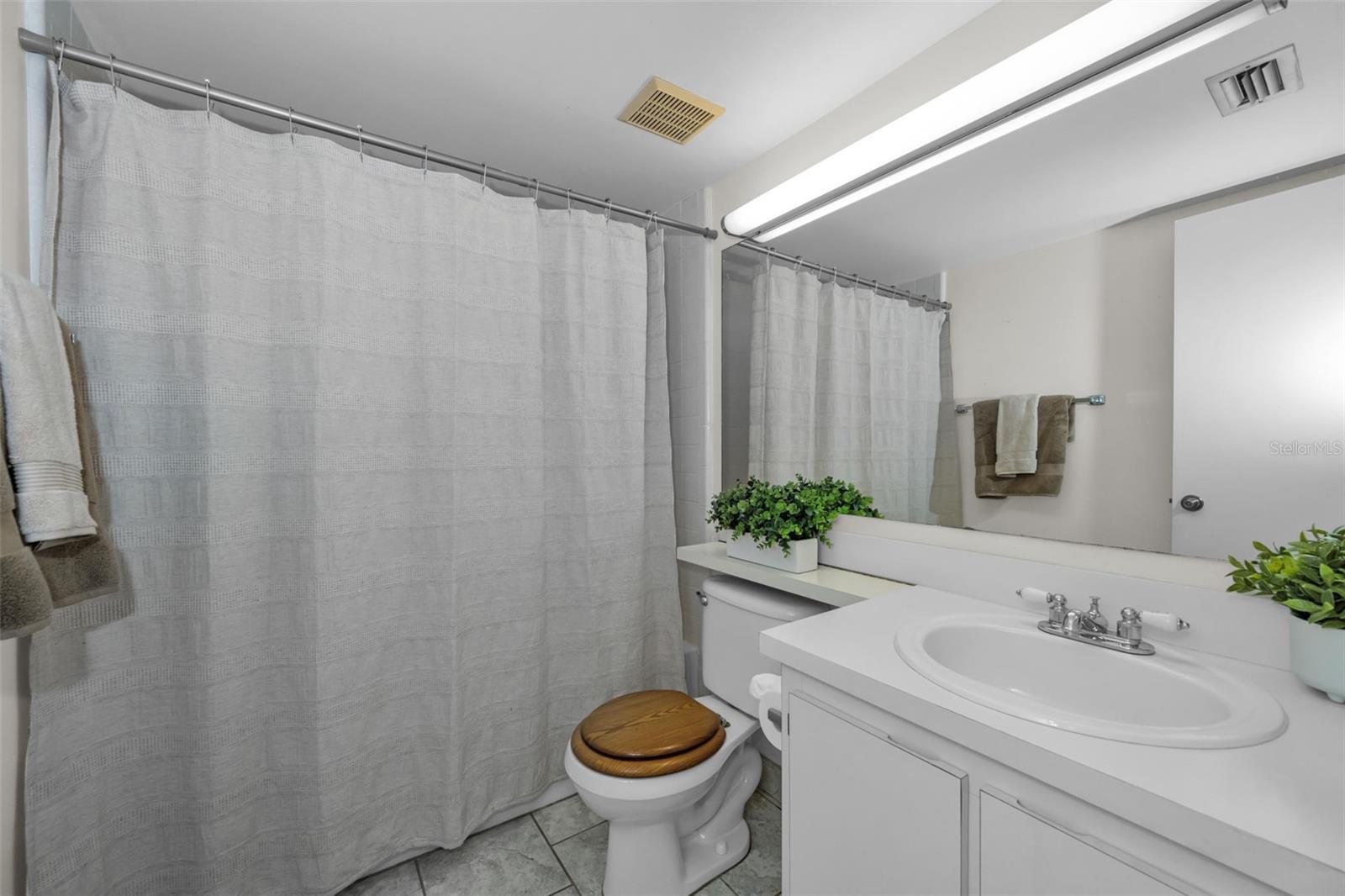 PINE RIDGE AT PALM HARBOR - Residential