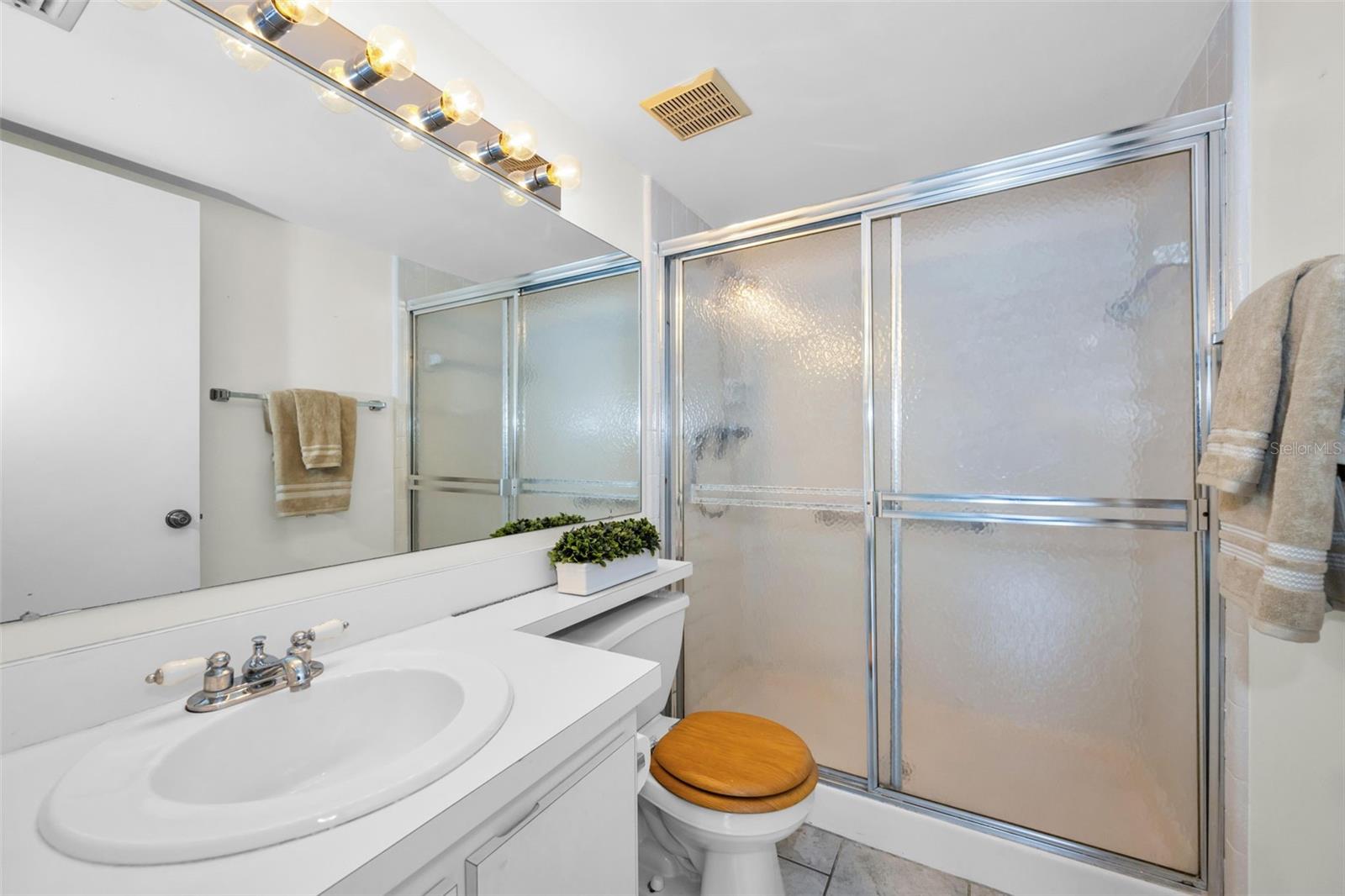 PINE RIDGE AT PALM HARBOR - Residential