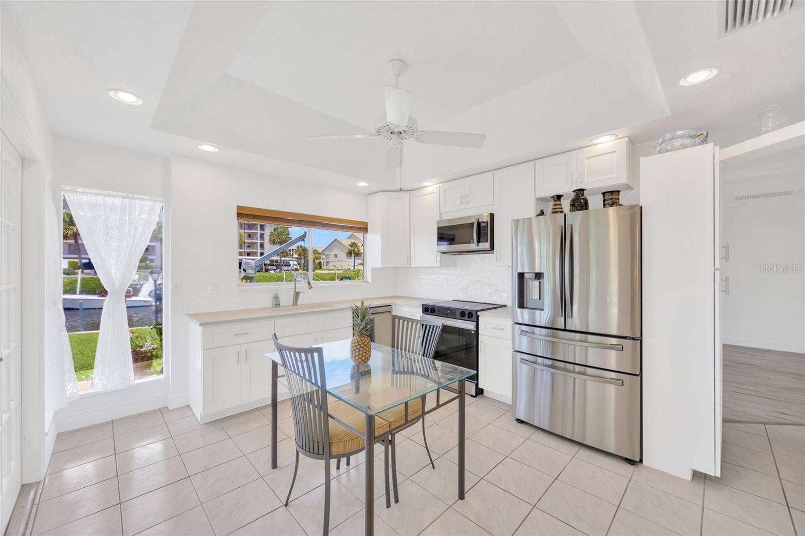 HARBOR ISLES - Residential