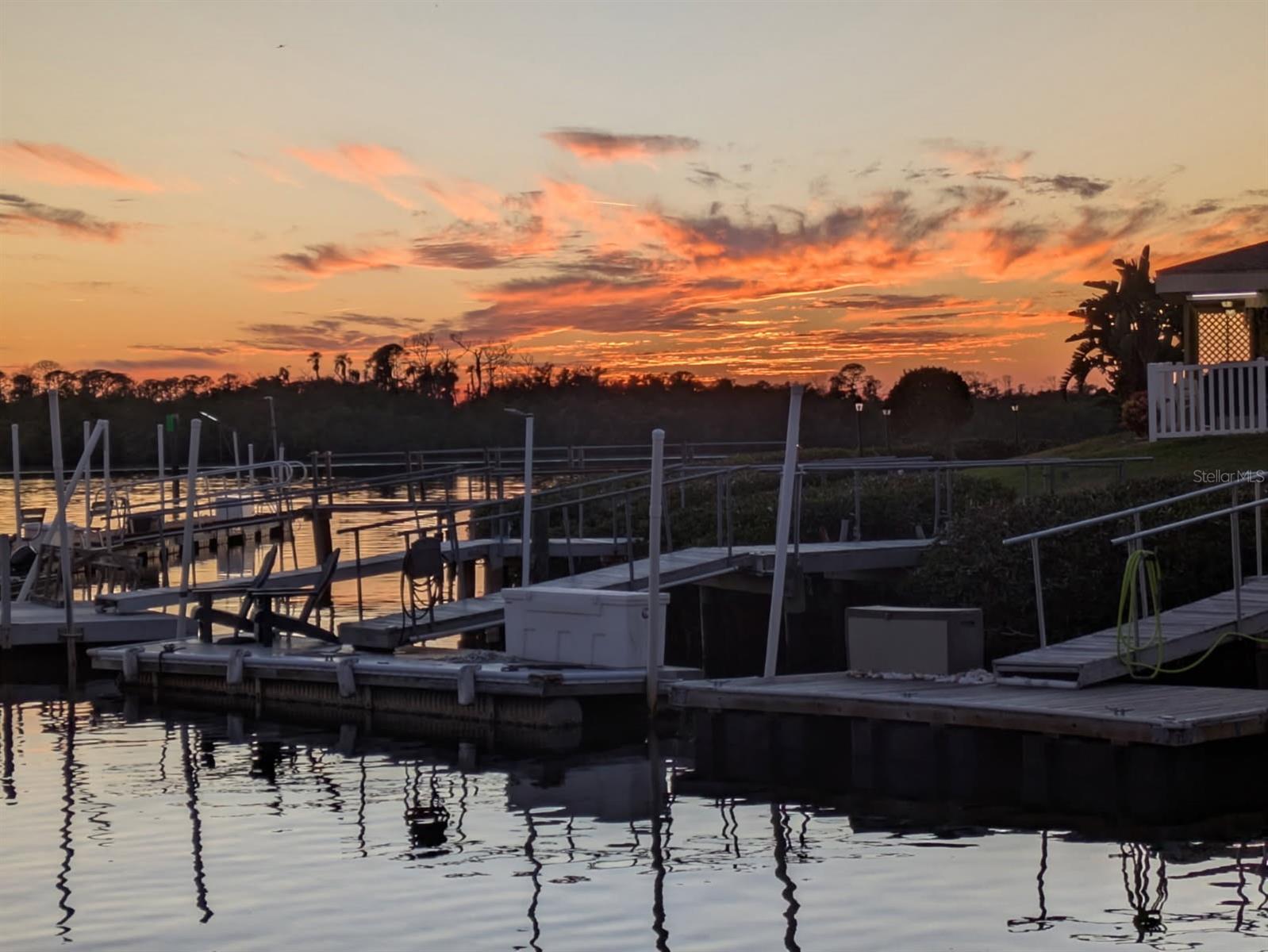 HARBOR ISLES - Residential