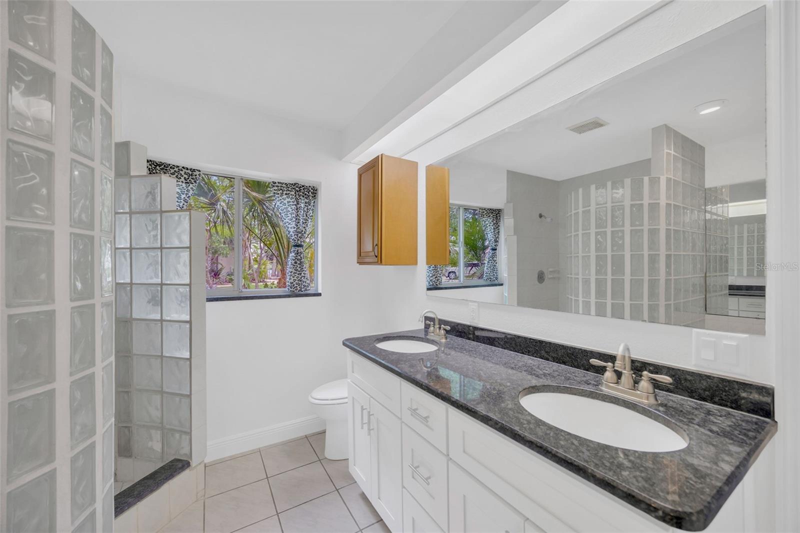 HARBOR ISLES - Residential