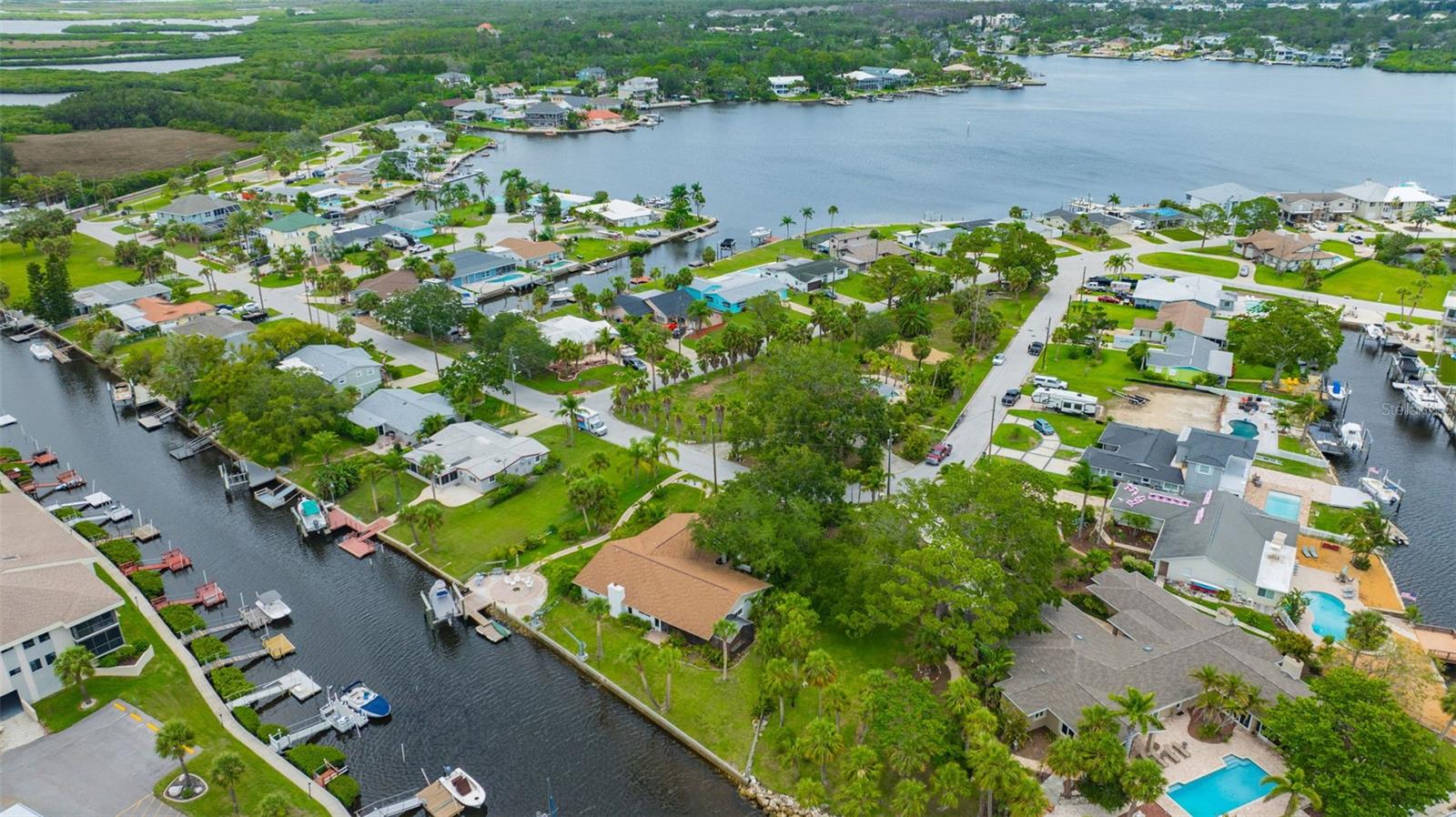 HARBOR ISLES - Residential