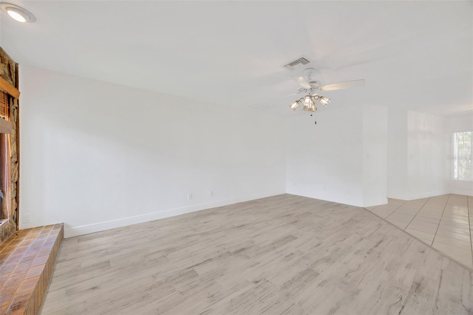 HARBOR ISLES - Residential