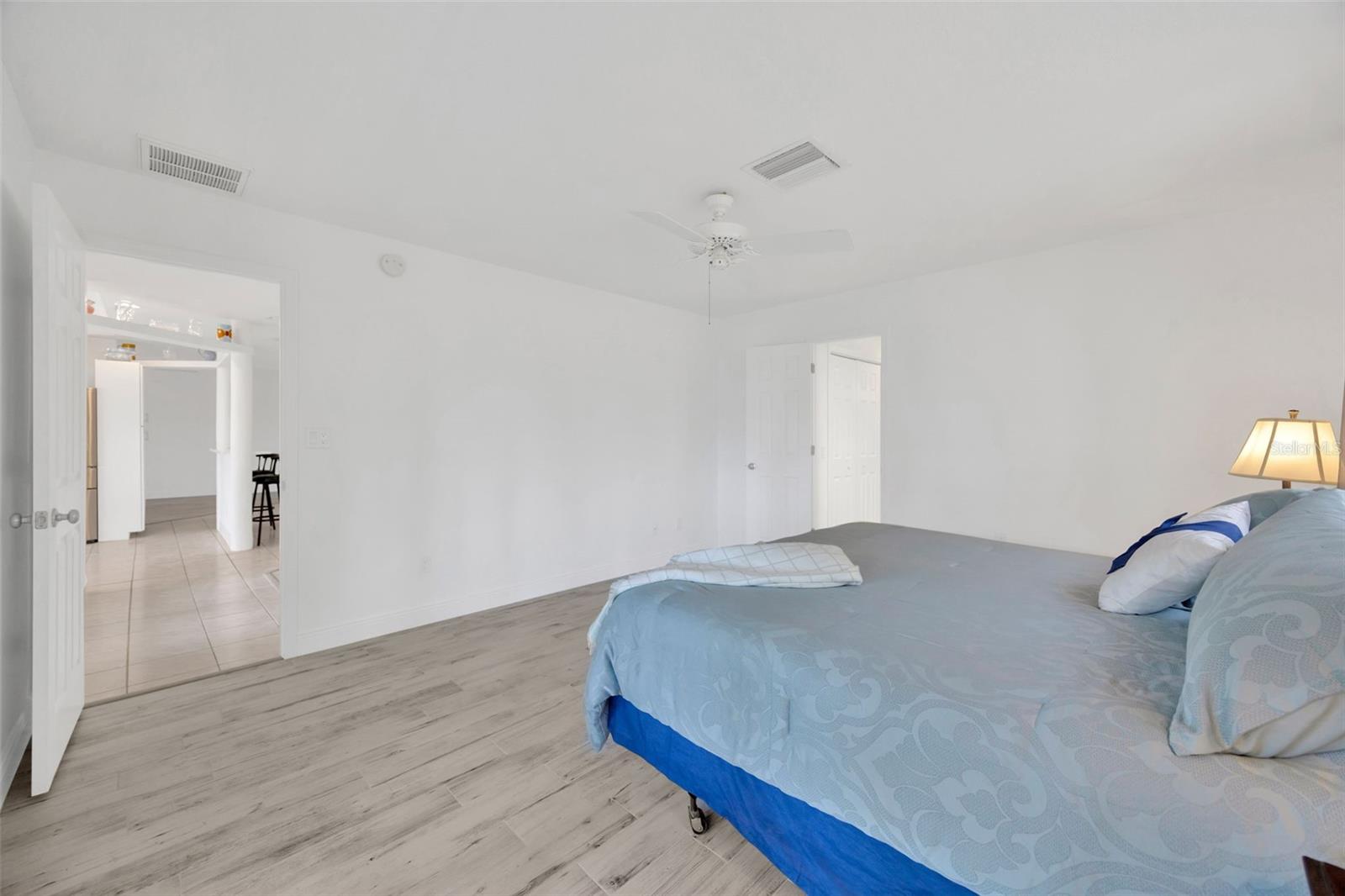 HARBOR ISLES - Residential