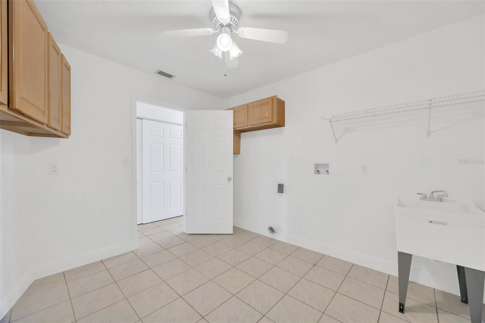 HARBOR ISLES - Residential