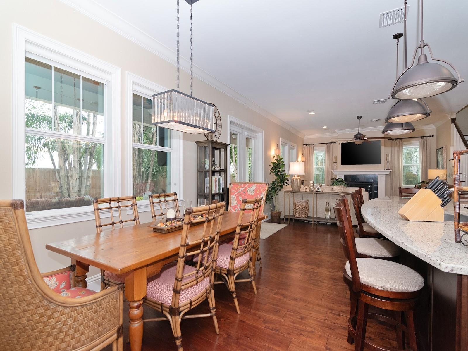 3106 W BAY VILLA AVENUE