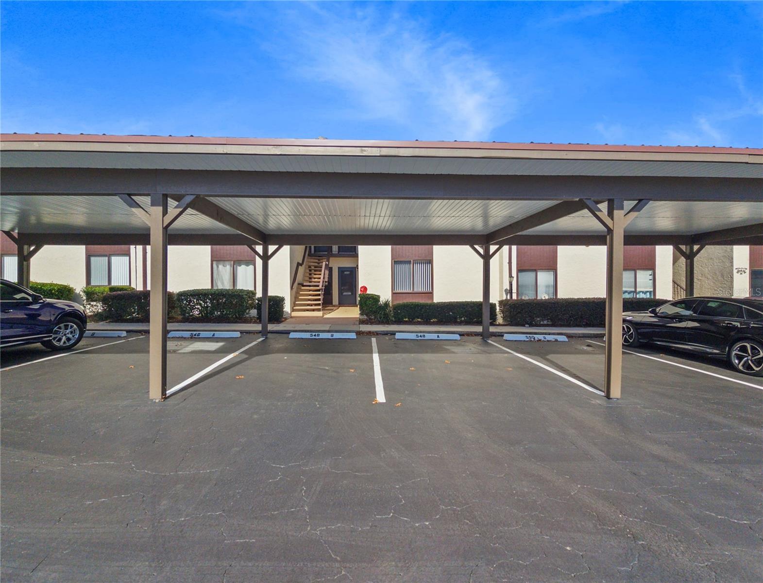 FAIRWAYS AT SILVER SPRINGS SHORES #6 - Residential