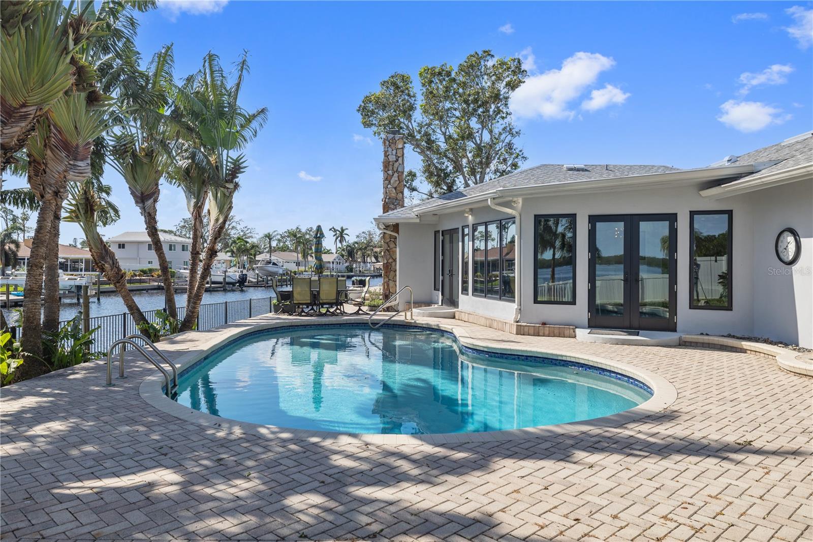 HARBOR ISLE - Residential