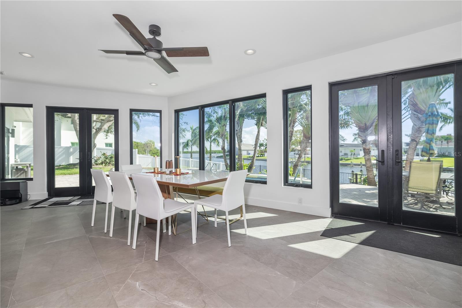 HARBOR ISLE - Residential